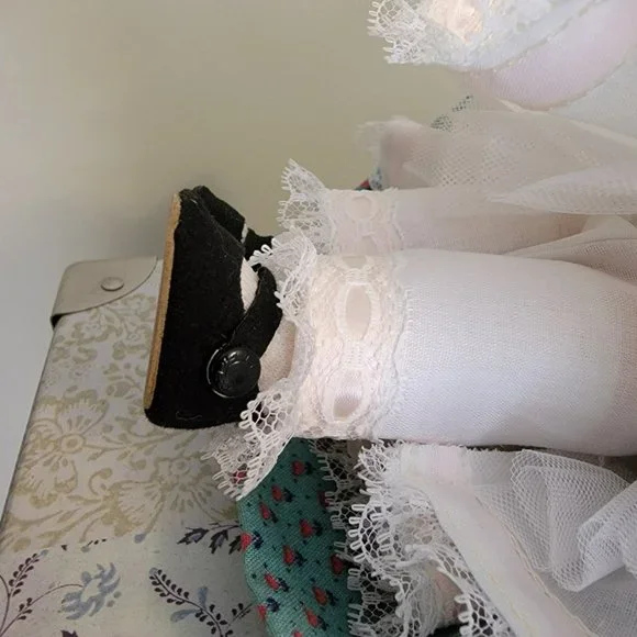 Vintage Madame Alexander Doll 8" Beth - Little Women - Picture 9 of 10